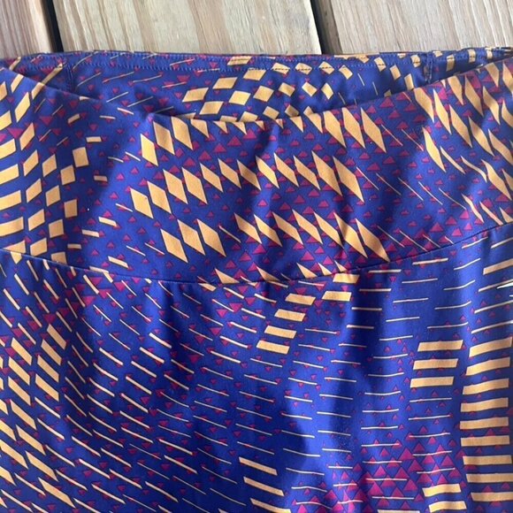 Gym shark geometric leggings Purple Yellow Orange Triangle Small - Picture 8 of 11